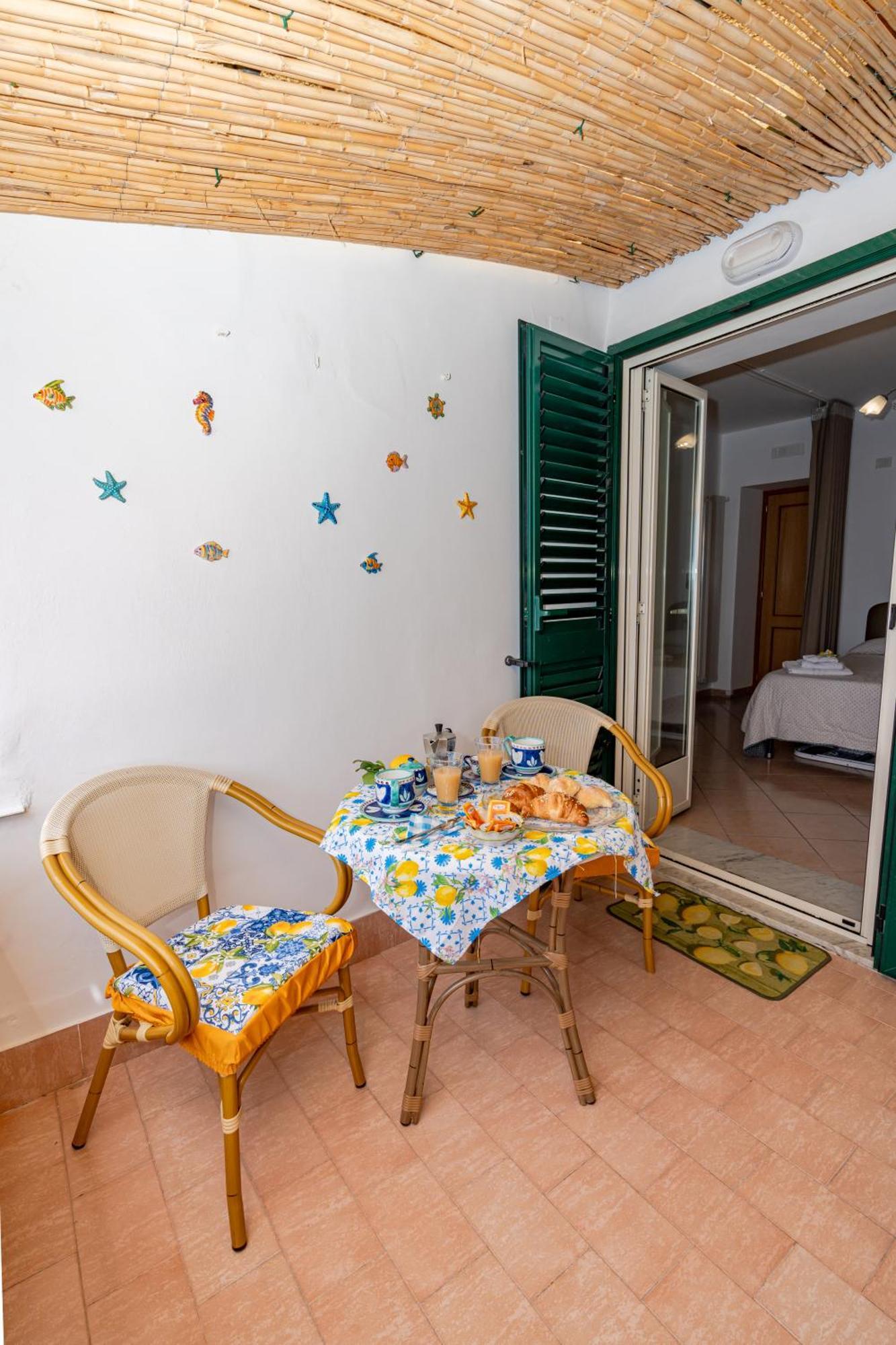 Villa Casa Maria Vittoria Minori Exterior foto